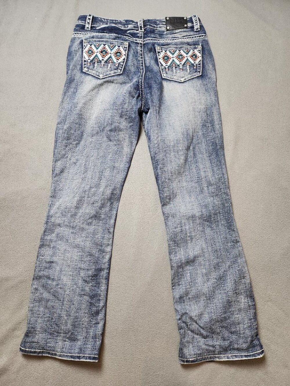 Live Hard Play Hard Women's Bootcut Jeans Size 12 Thick Stitch Aztec Rhinestone
